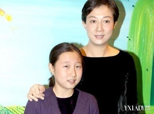 【图】成龙女儿小龙女 成龙或将抚养小龙女