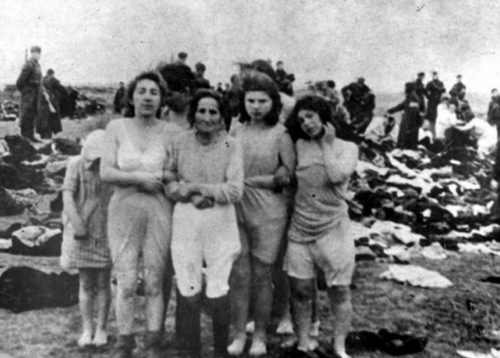 见证反人类罪行的现场照片:德国变态纳粹坑杀手无寸铁