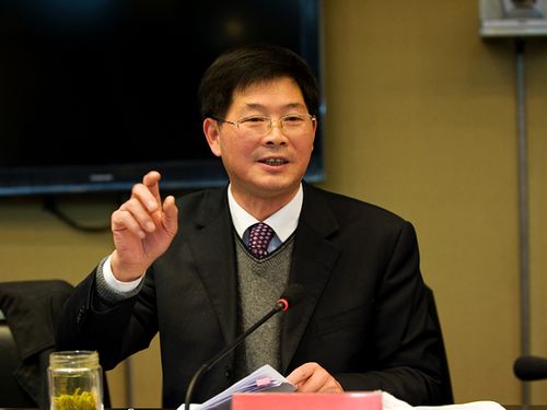 市委副书记,市长张勇出席会议并讲话.