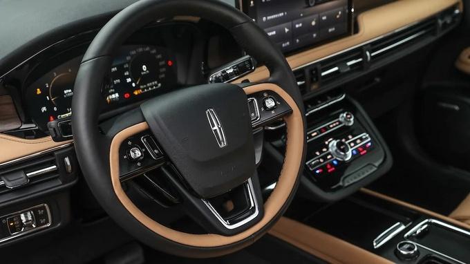 95后有的特点这台林肯冒险家竟然都有