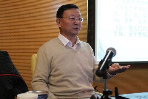 全国名老蒙医黄志刚传承工作室鄂尔多斯市蒙医医院工作站揭牌成立
