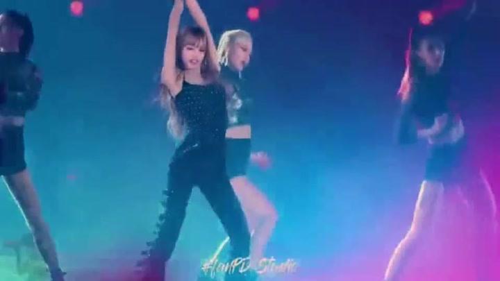 kpop练歌房# 人间芭比lisa经典名场面——《attention