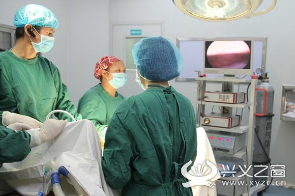 囊肿患者险剖腹 博爱医院微创手术解病痛