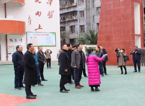 东方红小学:建自信阳光校园 展义务教育成果