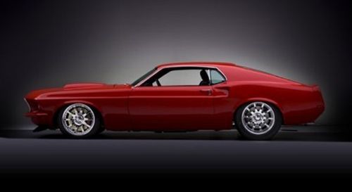 经典老车翻新 777马力的福特野马