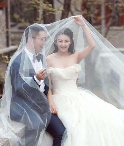 张雨绮汪小菲不为人知的过去被扒,俩人曾互扇耳光张雨绮还为他人流