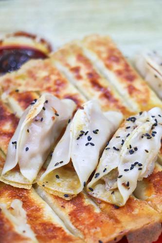 西安这家网红锅贴摊真有这么神?