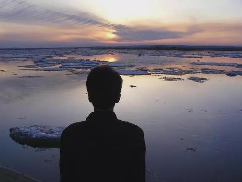 当男人开始沉默