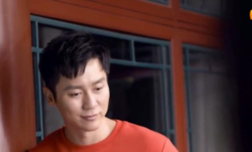 好友曝光李晨朋友圈截图,范冰冰生日当天5:20准时送祝福