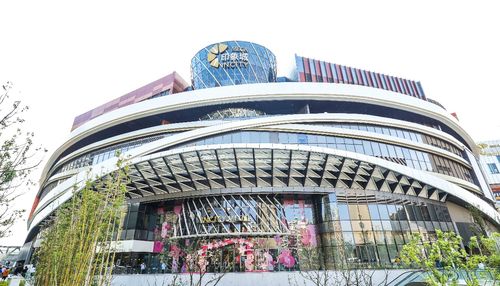 上海南翔印象城mega持续火爆:国庆长假日均客流超15万