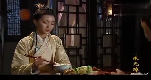 二虎俸禄增长,玉儿察觉不对,质问二虎