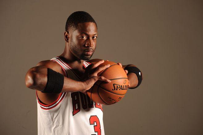 2016-17赛季芝加哥公牛队球员定妆照 | 韦德中文网