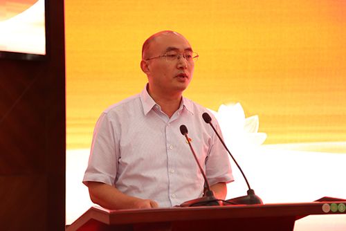 四川省泸州市委组织部副部长郑勇发言.人民网广西频道供图