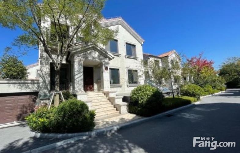 380万买独栋别墅248平地上两层地下一层130平地上两层