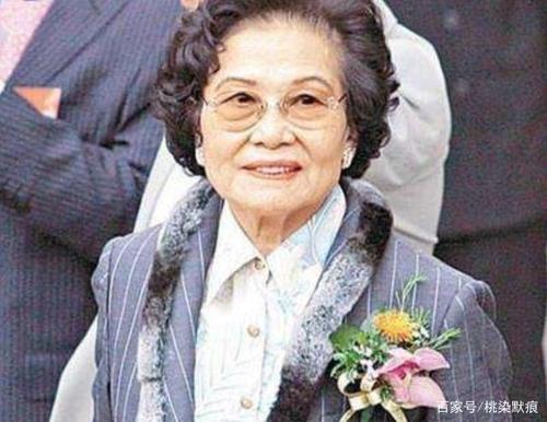 香港女首富邝肖卿:3个儿子争钱财损伤惨重,92岁高龄无奈再出山