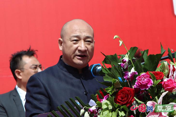内蒙古自治区工商联副主席,呼伦贝尔天顺集团董事长马洪祥出席活动并