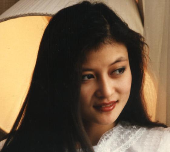 歌手朱晓琳:15岁靠一首歌爆红,隐退经商,失败后至今仍