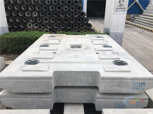 正文  在宁波地铁的建设中,建华建材提供了预制钢弹簧浮置板产品
