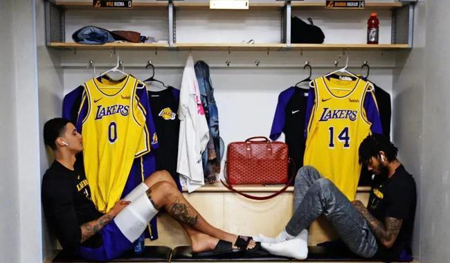 英格拉姆,克拉克森,兰德尔,拉塞尔,哈特,球哥等球员先后离去,库兹马不