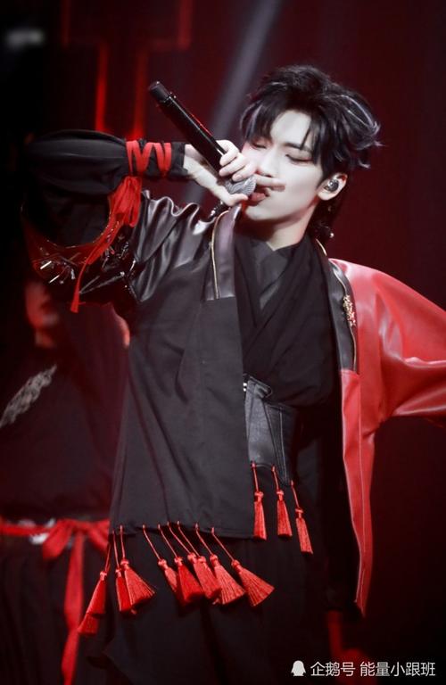 何屹繁翻牌严浩翔爬墙粉丝!这是什么神仙楼闯梦幻联动