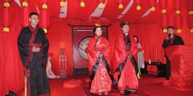 汉服婚礼流程展现别样的富贵和浪漫