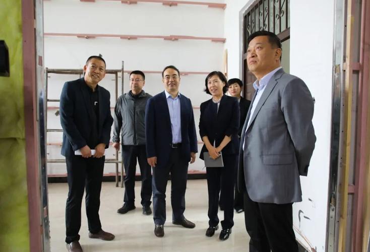 新闻 新闻详情 8月29日,鹤岗市委常委,市委宣传部部长陈延良到绥滨县