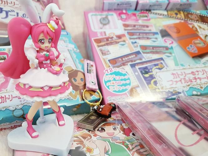 bandai食玩キラキラ光之美少女アラモードキュアホイップ