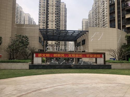 融创御府 精装四房 中高层 视野开阔采光好