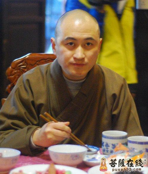 江苏省佛教协会副会长大初法师 (图片来源:菩萨在线 摄影:青尘)