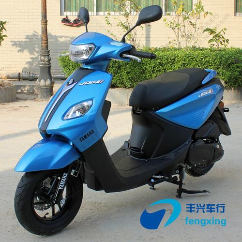 雅马哈巧格i女装摩托车125踏板摩托车燃油四冲程代步摩托车整车