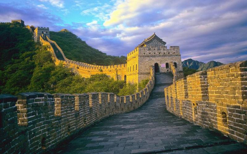 3,"我和祖国的大好河山"利用假期游览祖国的名胜古迹.