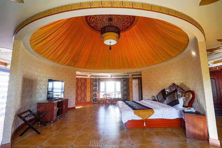 各种类型的蒙古包都有.