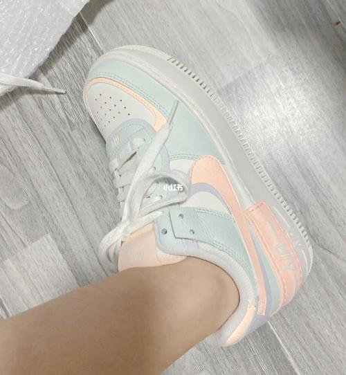 nike空军一号新品配色shadow淡蓝粉_空军一号_男朋友