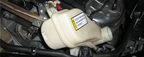 天籁的方向盘助力液多久更换一次