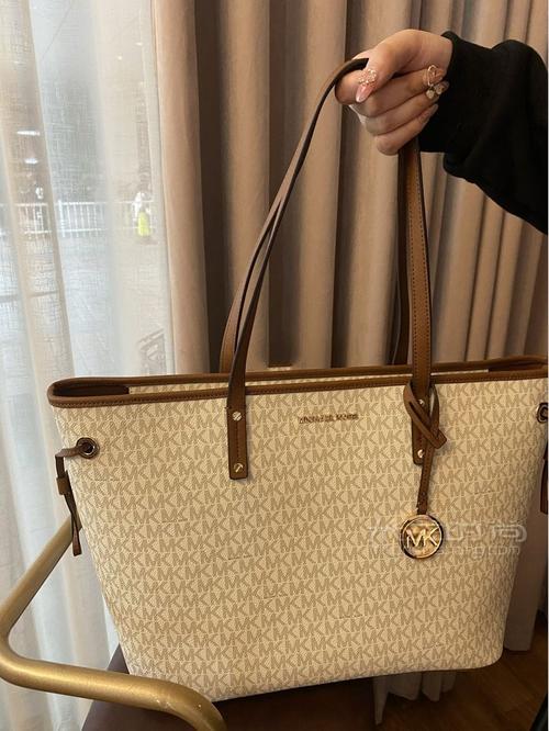 mk女包官网旗舰店直播平价最喜欢的轻奢款mk女包托特包