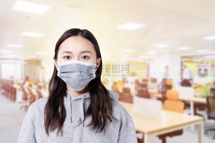 上班戴口罩