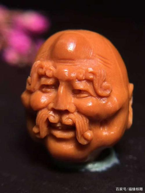 橄榄核雕刻大师排名——姚芳作品小籽须派十八罗汉