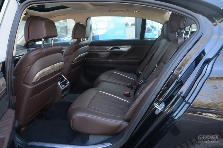 搜狐汽车>图库>宝马>宝马(进口)>7系> 2019款宝马740li 领先型 豪华