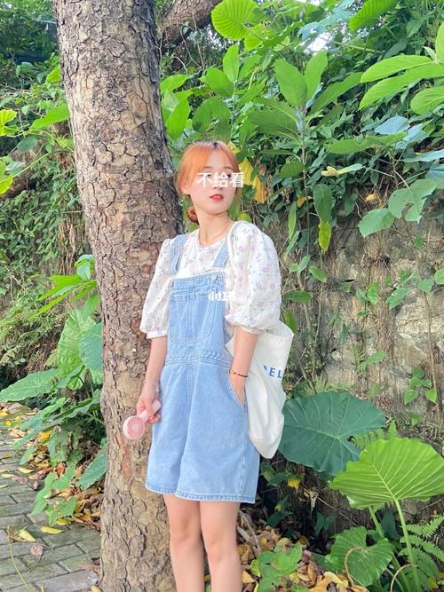 150/80斤 小清新女生穿搭_穿搭_小清新_ootd_背带裤_显瘦_肩带_每日穿