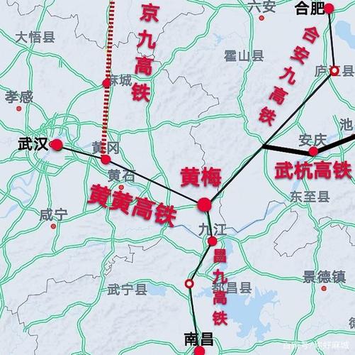 我国这个城市有两条铁路,三个火车站,却分别属于3个铁路局管辖