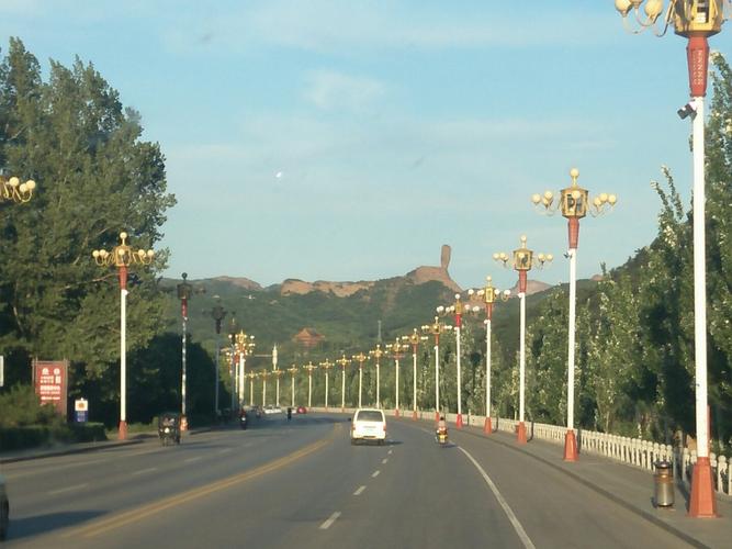 河北省承德市双桥区狮子园路靠近普陀宗乘之庙