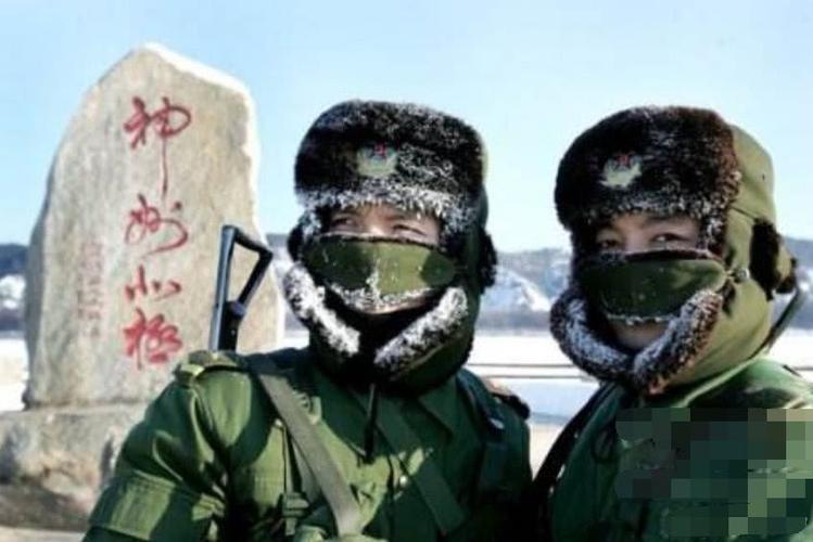 哨兵的站岗时枪里为什么没有子弹?部队这么安排原来是这个用意