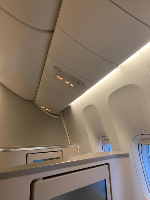 东方航空773公务舱北京上海