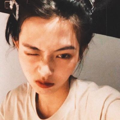 年代感复古头像女个性高清有意境复古高端的小众头像年代感图片