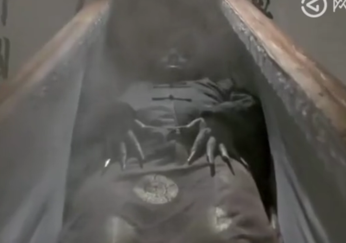 电影僵尸棺材为什么会动呢?