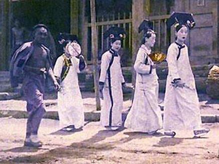 四海网 四海奇闻 灵异事件  故宫首次对灵异事件发表声明,称,那属子虚