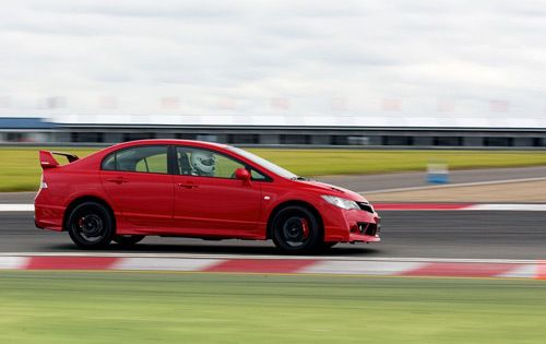 从猛禽变野兽 试驾本田思域 mugen rr