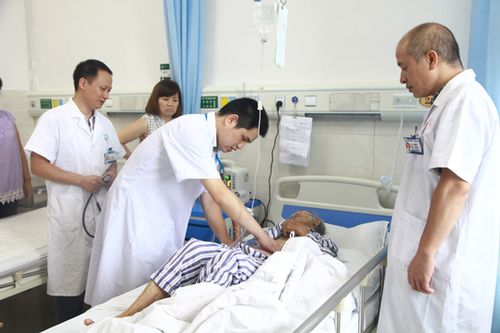 湘雅医院"服务百姓健康行动"巡回医疗一队专家走进