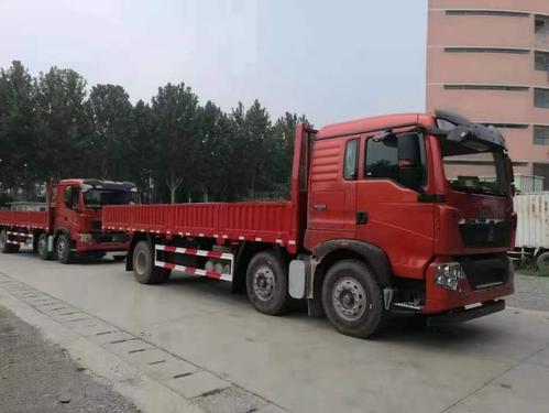 8米平板载货车