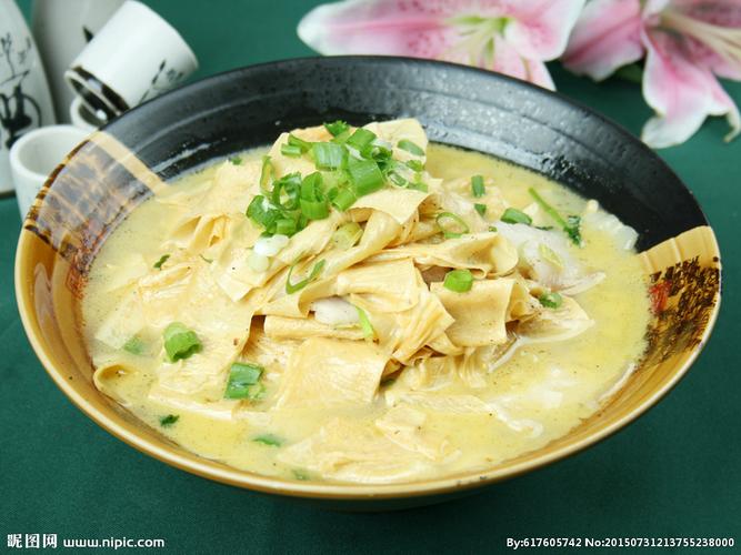 家常炖豆皮图片